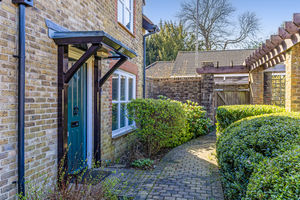 Front 2 - click for photo gallery